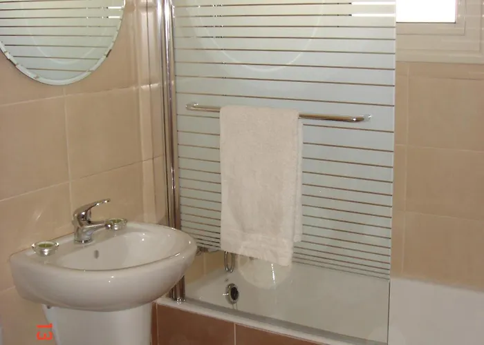 Apartmán 2 Bed With Huge Balcony Overlooking Pool