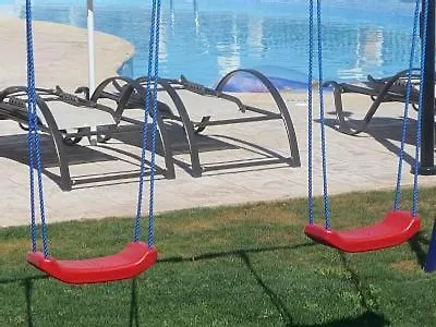 2 Bed With Huge Balcony Overlooking Pool Apartmán